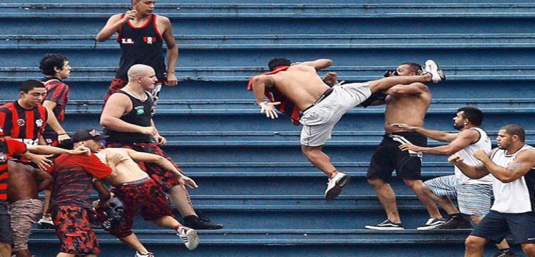 عنف الملاعب